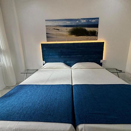 Apartamentos Turisticos Imar Cadiz Luaran gambar